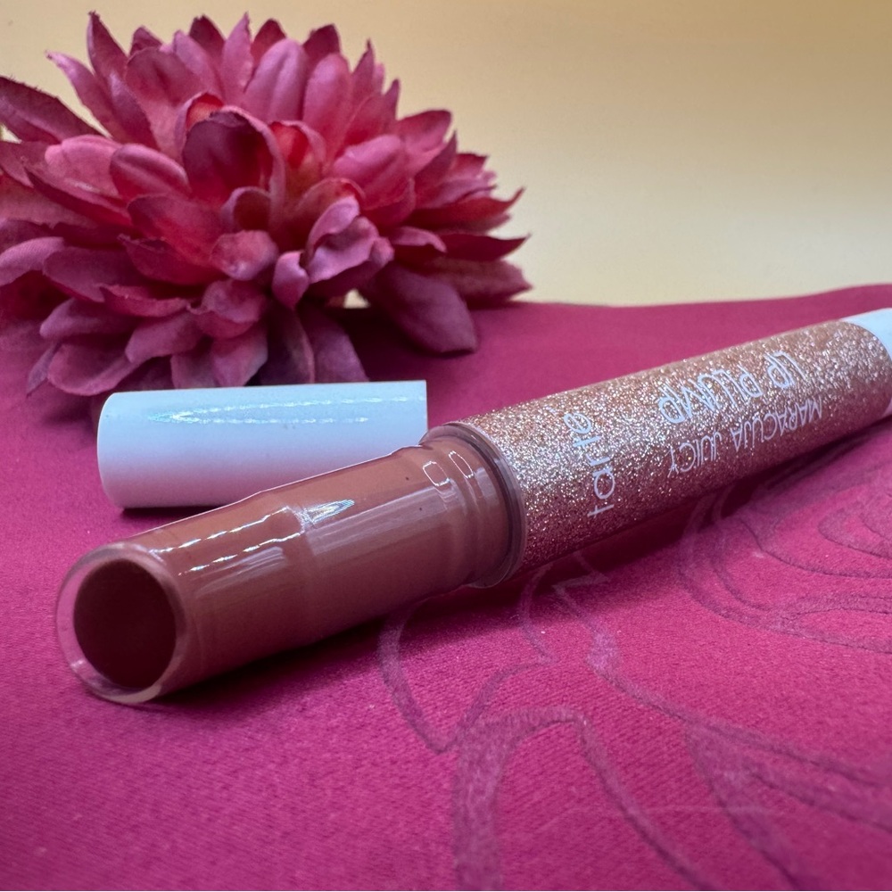Tarte maracuja juicy lip plump ‘deep rosy pink’ - Picture 9 of 10